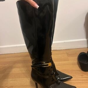 Forever 21 Shiny Black Heeled Boots